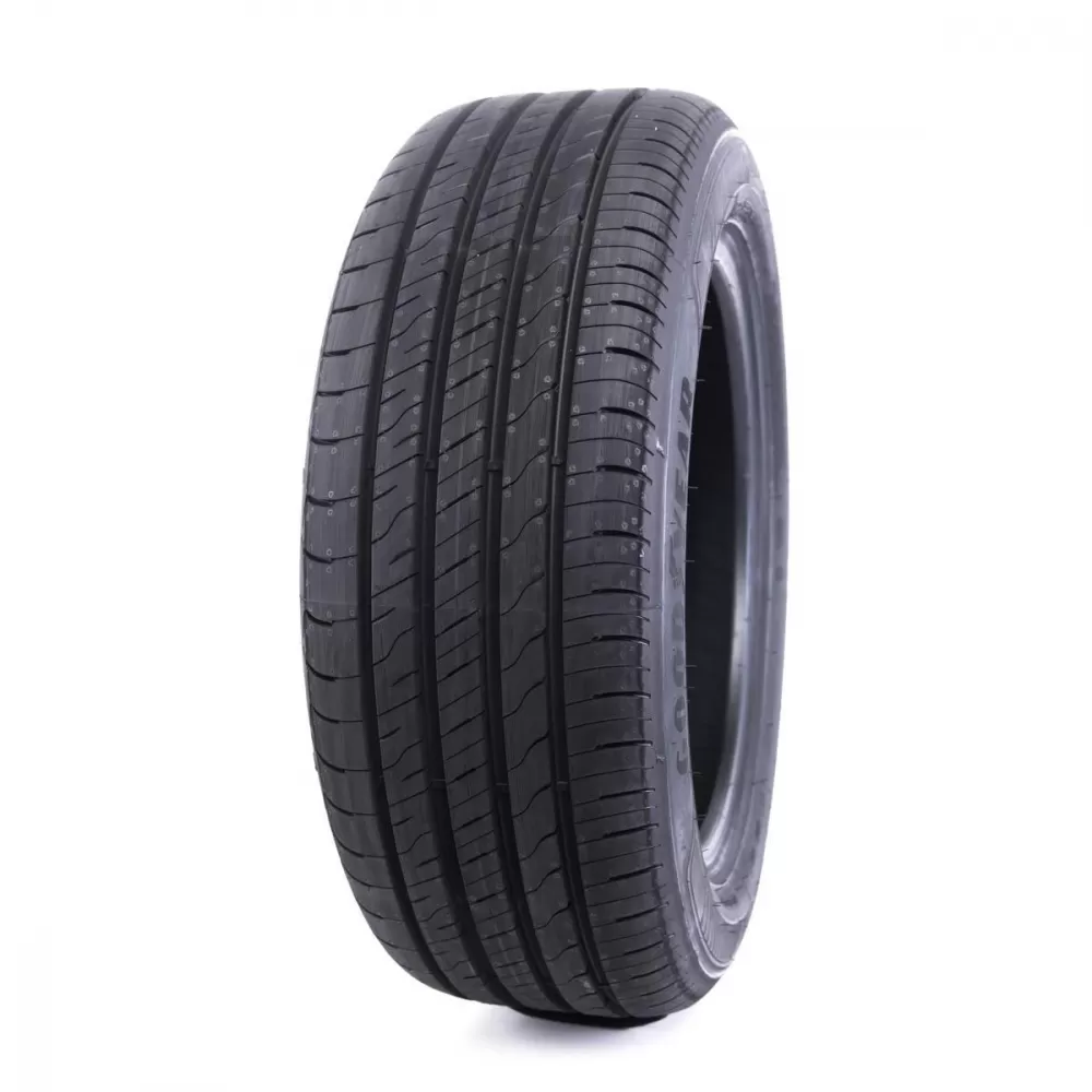 235/55R19 GOODYEAR EFFICIENTGRIP 2 SUV TIRE